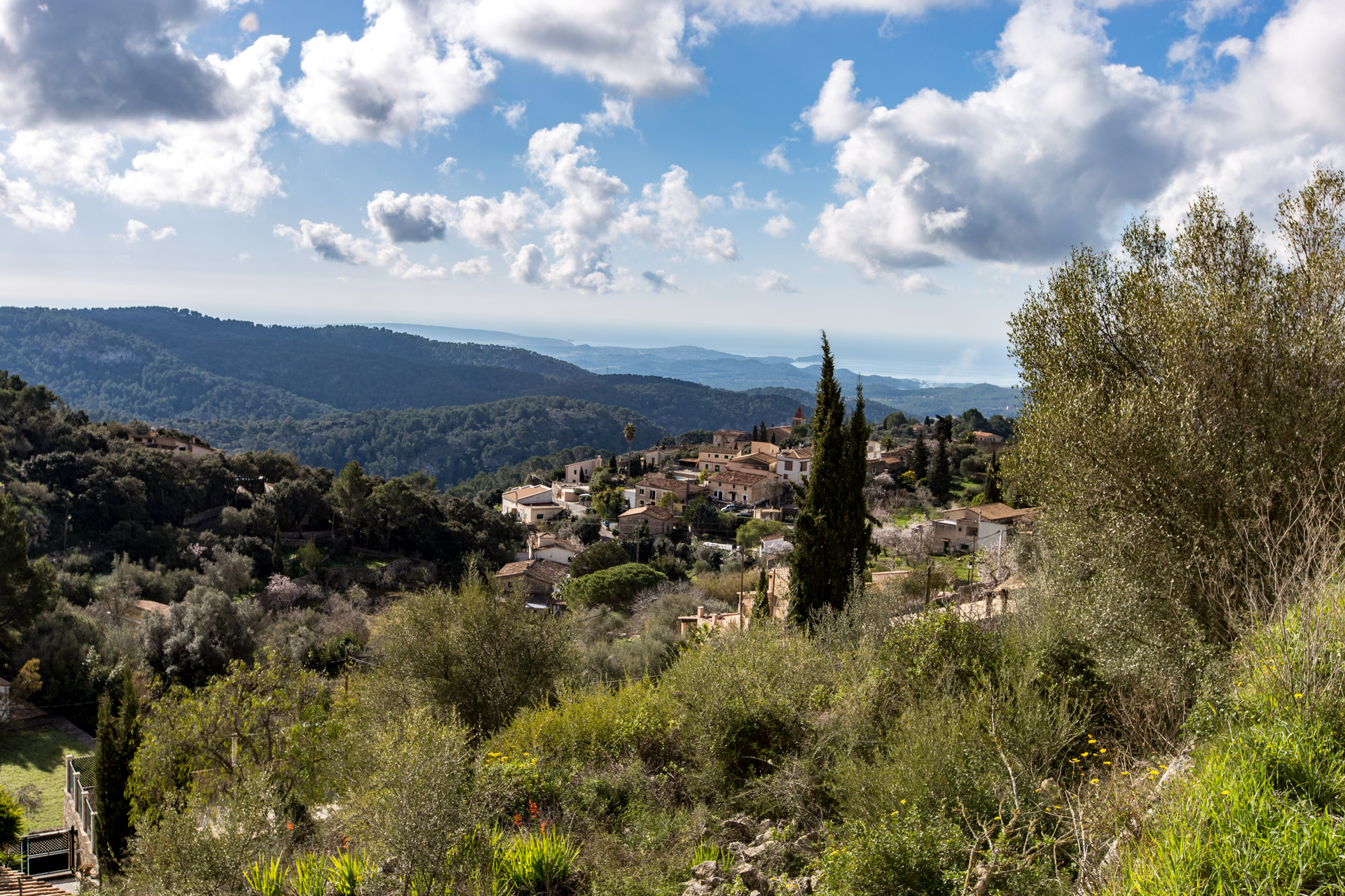 Solar con maravillosas vistas y con proyecto para construir una casa en Galilea