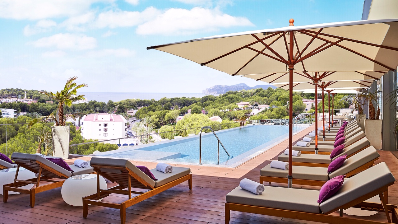 Solar para construir un hotel con vistas al mar en Costa de la Calma