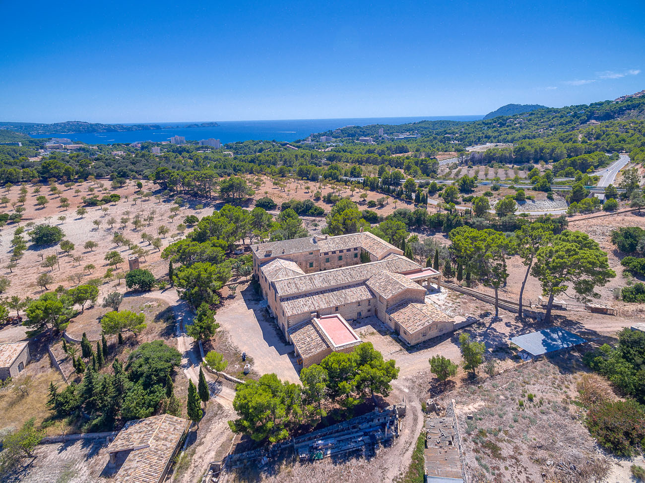 Gran finca ideal para hacer un hotel en Calvia