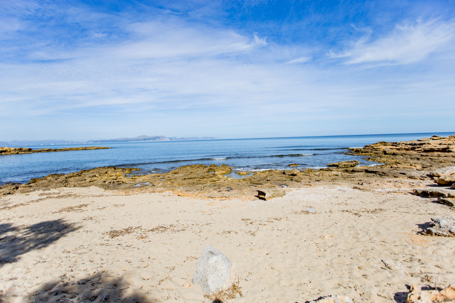 Solar urbanizable en primera linea de mar en Cala Tono, Colonia Sant Pere.