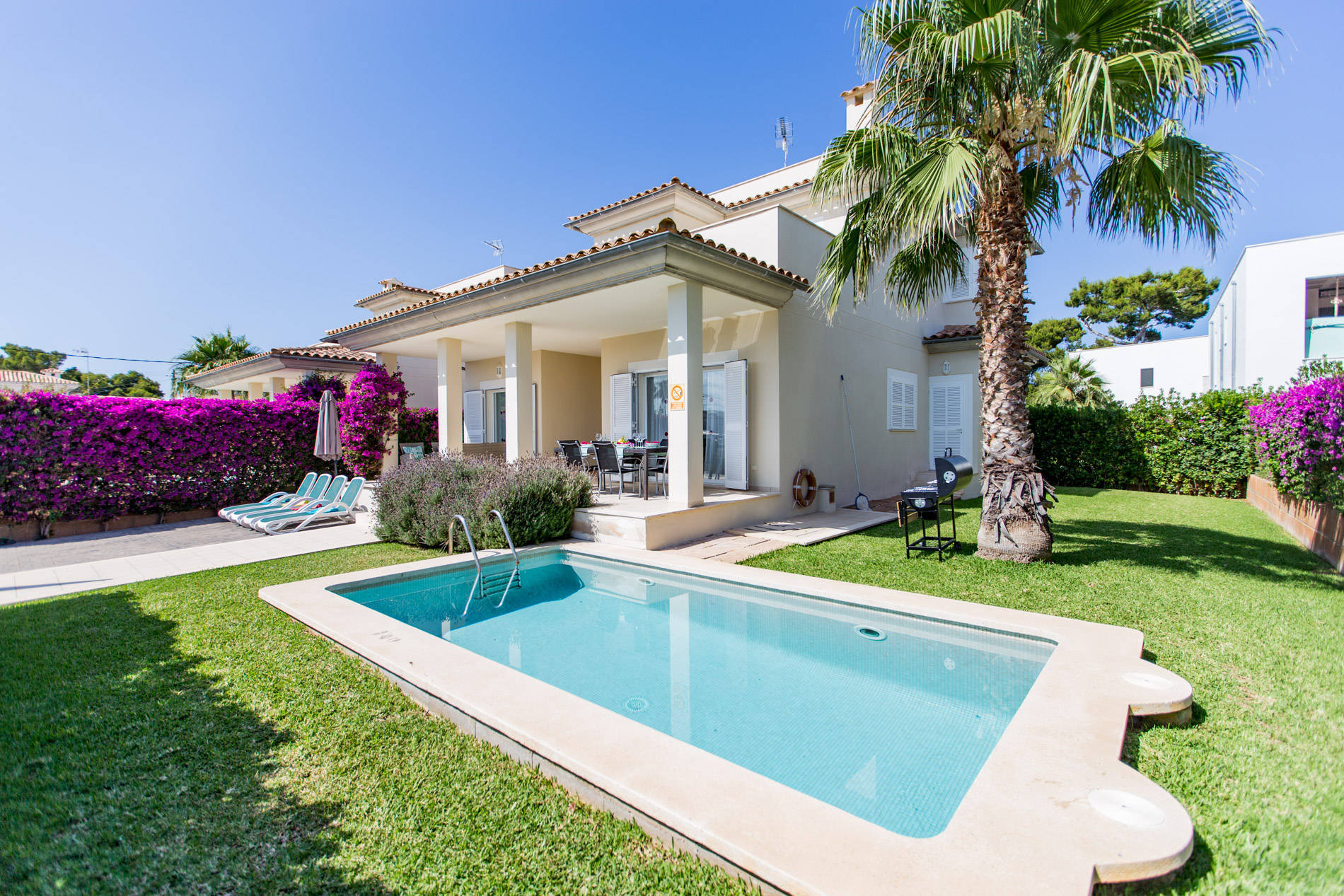 Villa muy cerca del mar en Alcudia