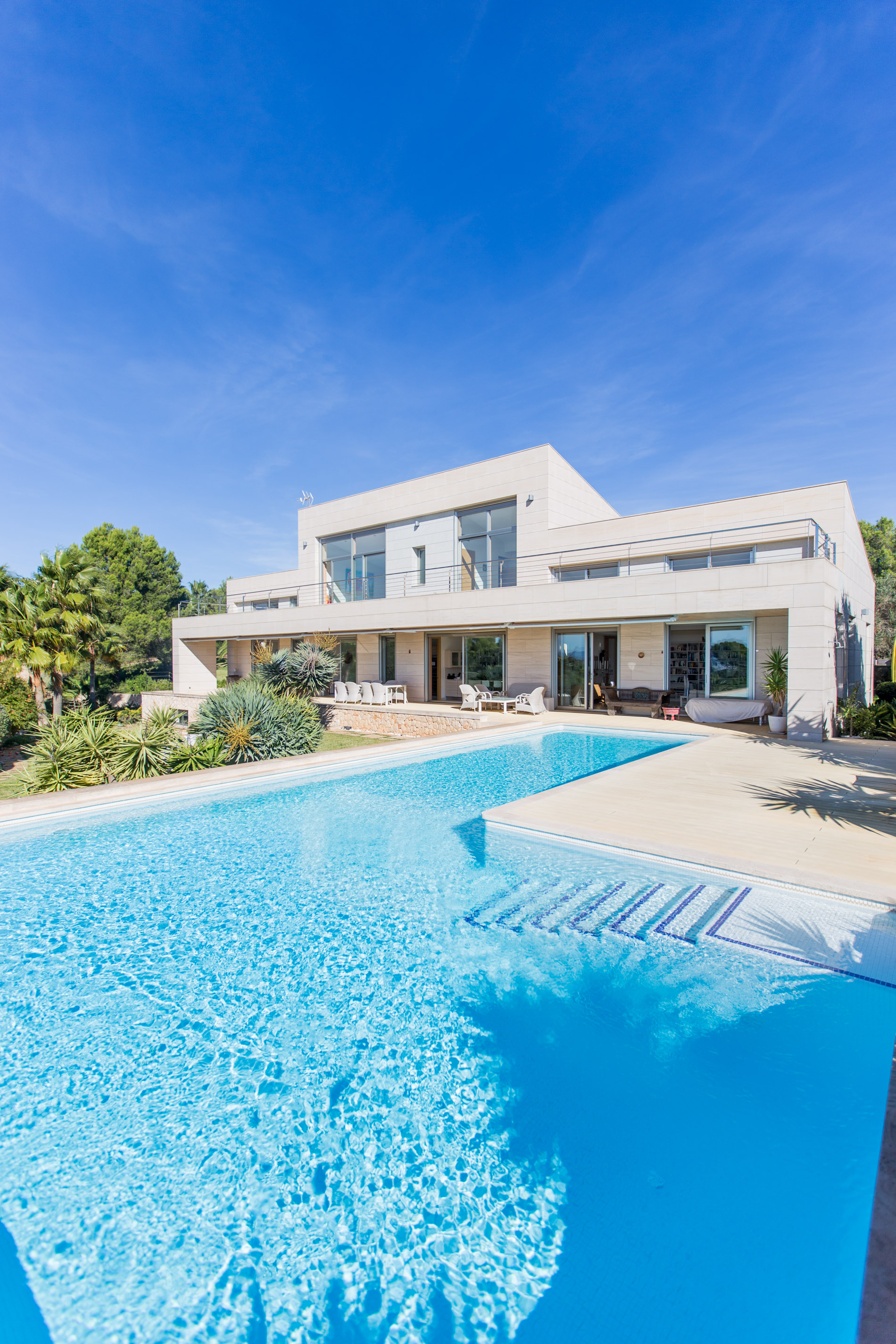 Charming villa with spectacular views in Puntiró, Palma