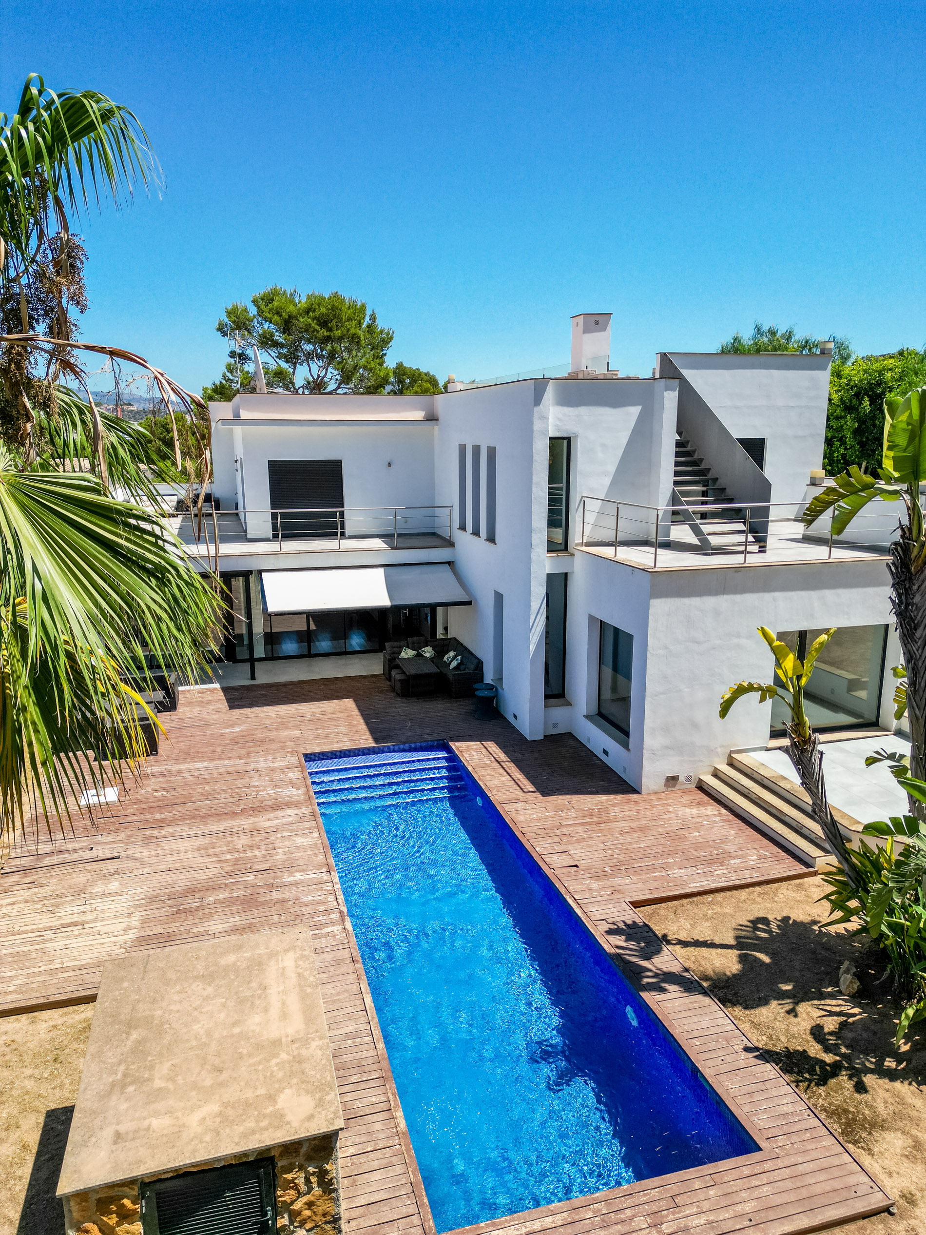 Villa de estilo minimalista situada en un una zona tranquila en Santa Ponsa