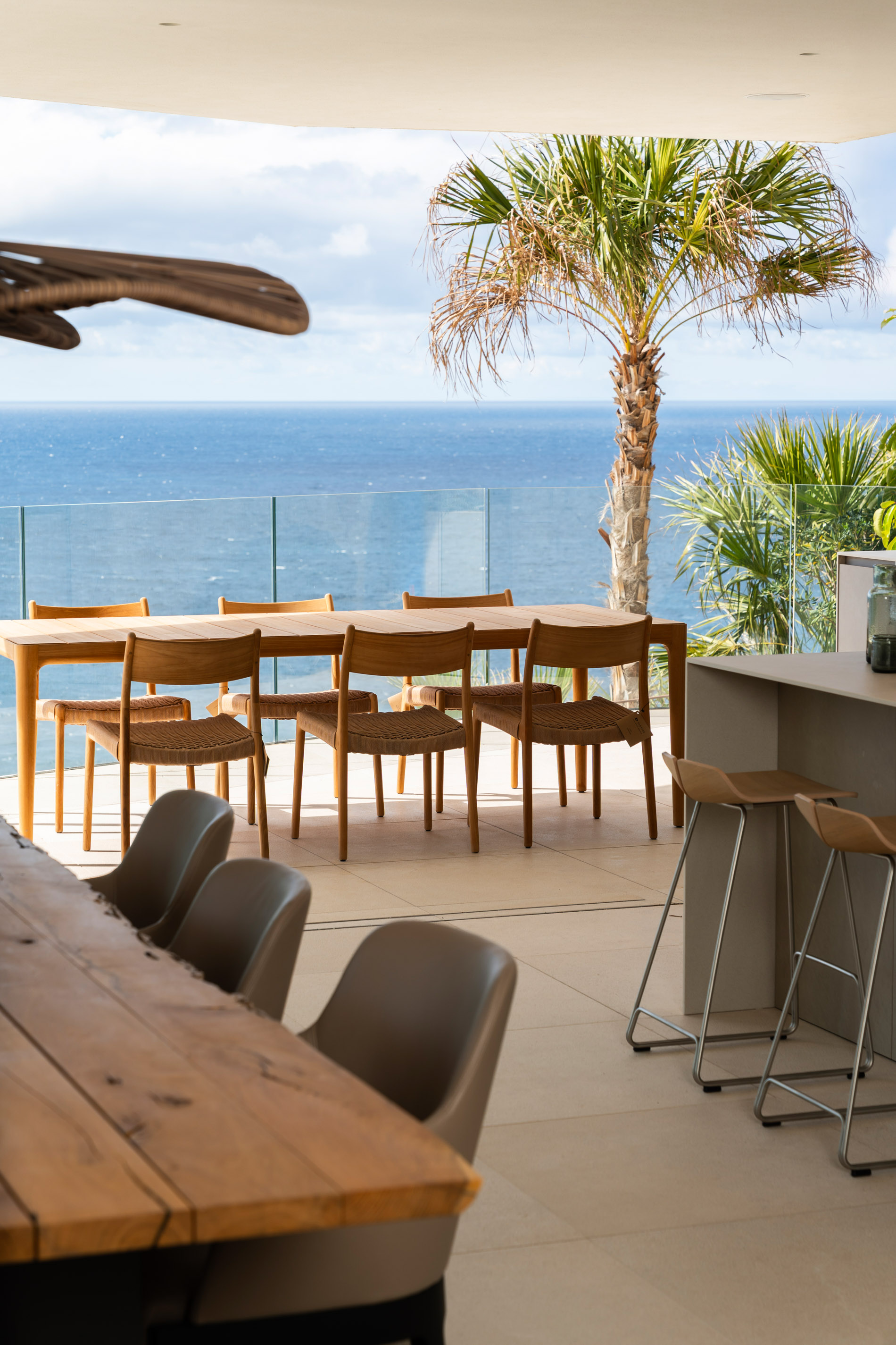 Excepcional villa en primera linea del mar frente a la reserva marina del Toro, junto a Port Adriano