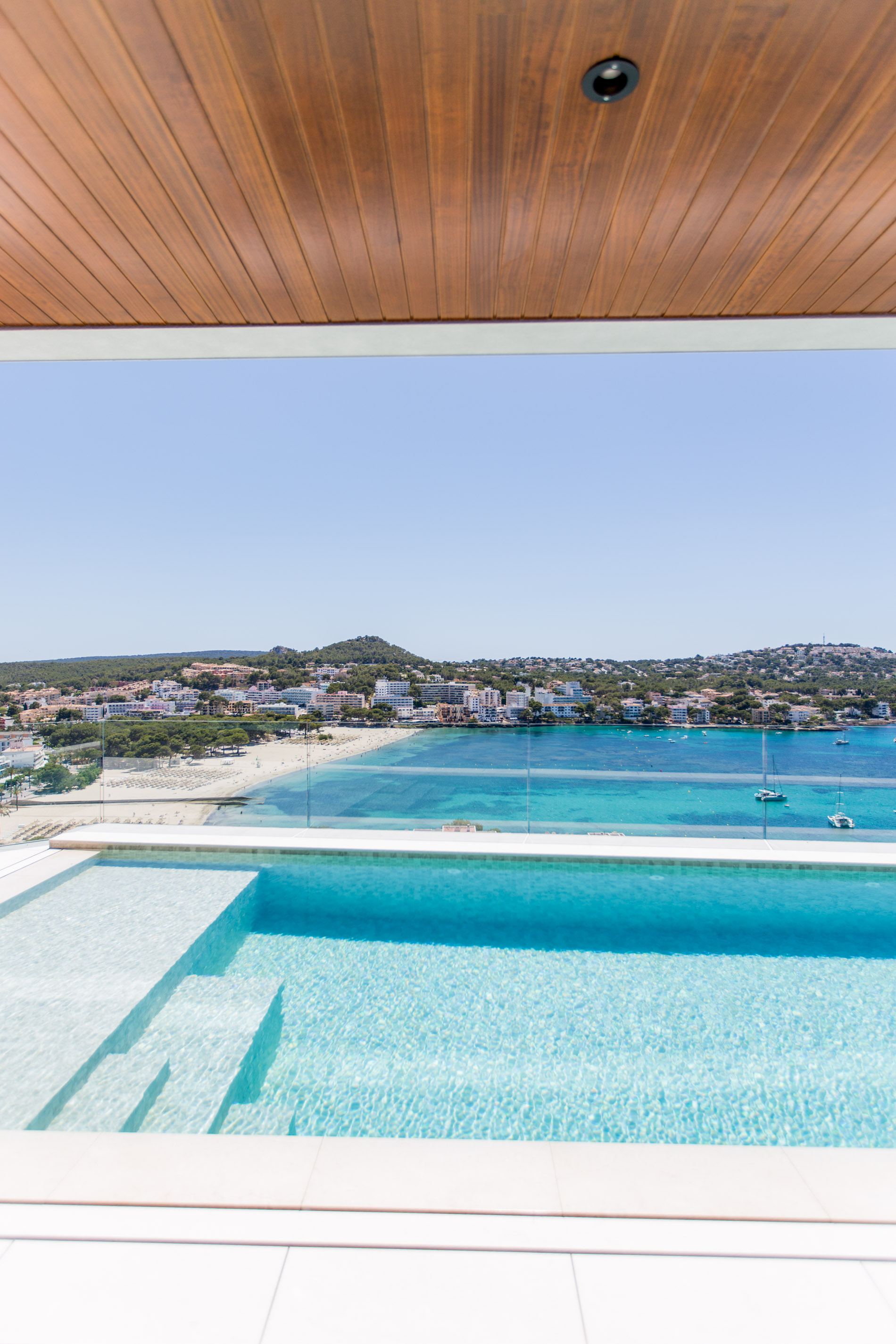 Exclusiva Villa de Lujo en Santa Ponsa con Vistas Panorámicas al Mar